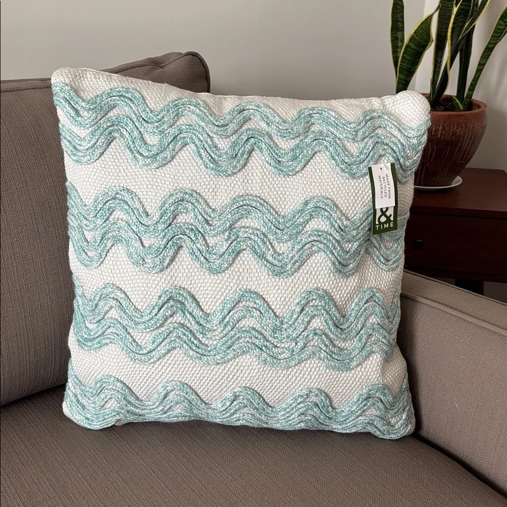 Time & Place Yarn Braided Squiggles,Fiber Fill Square,Spring,Summer,In/Outdoor